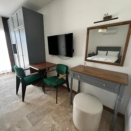 Aden Garden Hotel Çeşme