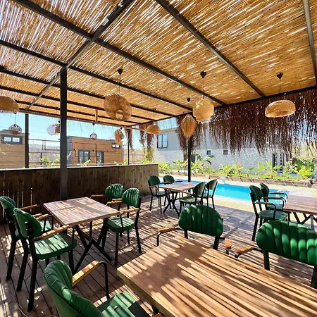 Aden Garden Ξενοδοχείο *