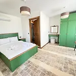 Aden Garden Hotel Çeşme