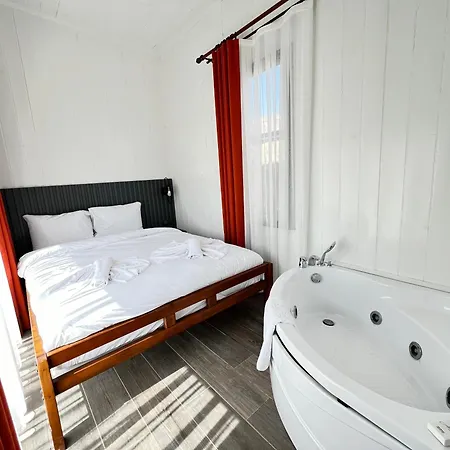 Hotel Aden Garden Çeşme