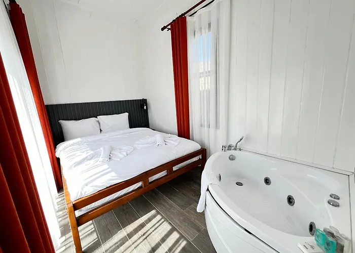 Hotel Aden Garden Çeşme